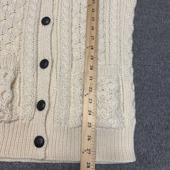 Aran Crafts Sweater Wool Button Front Boyfriend  Cable Knit Cream Fishermancore - Picture 7 of 7